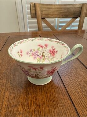 Vintage Shelley England Fine Bone China Footed Tea Cup